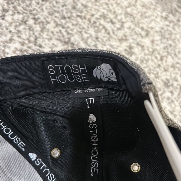 Stash House trucker hat flat cap - Picture 6 of 7